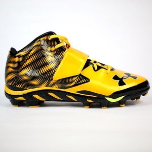 Under Armour men's football cleats sz 16